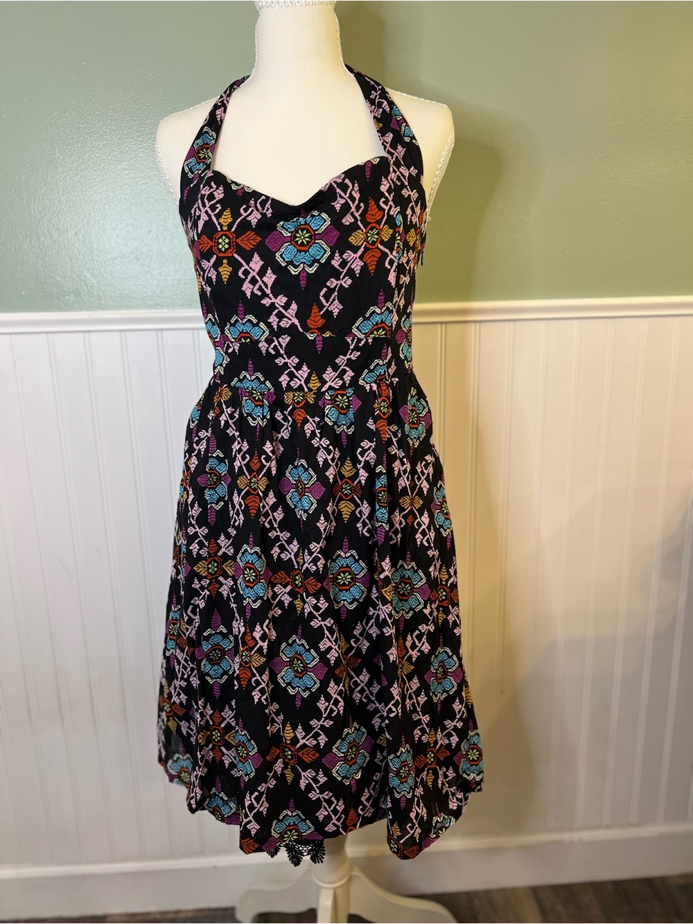 Edme & Esylite by Anthropologie Black Cotton Floral Halter Midi Dress. Size 8